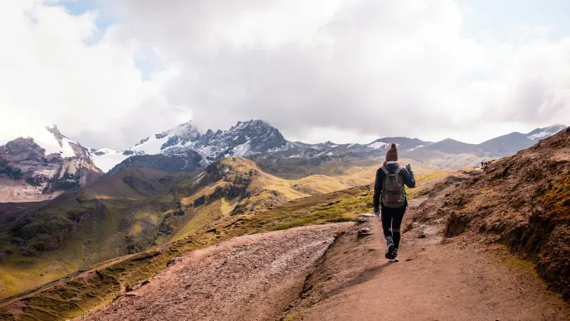 Paquete Cusco Aventurero con City Tour, Valle Sagrado, Machu Picchu, Humantay y Montaña de 7 Colores